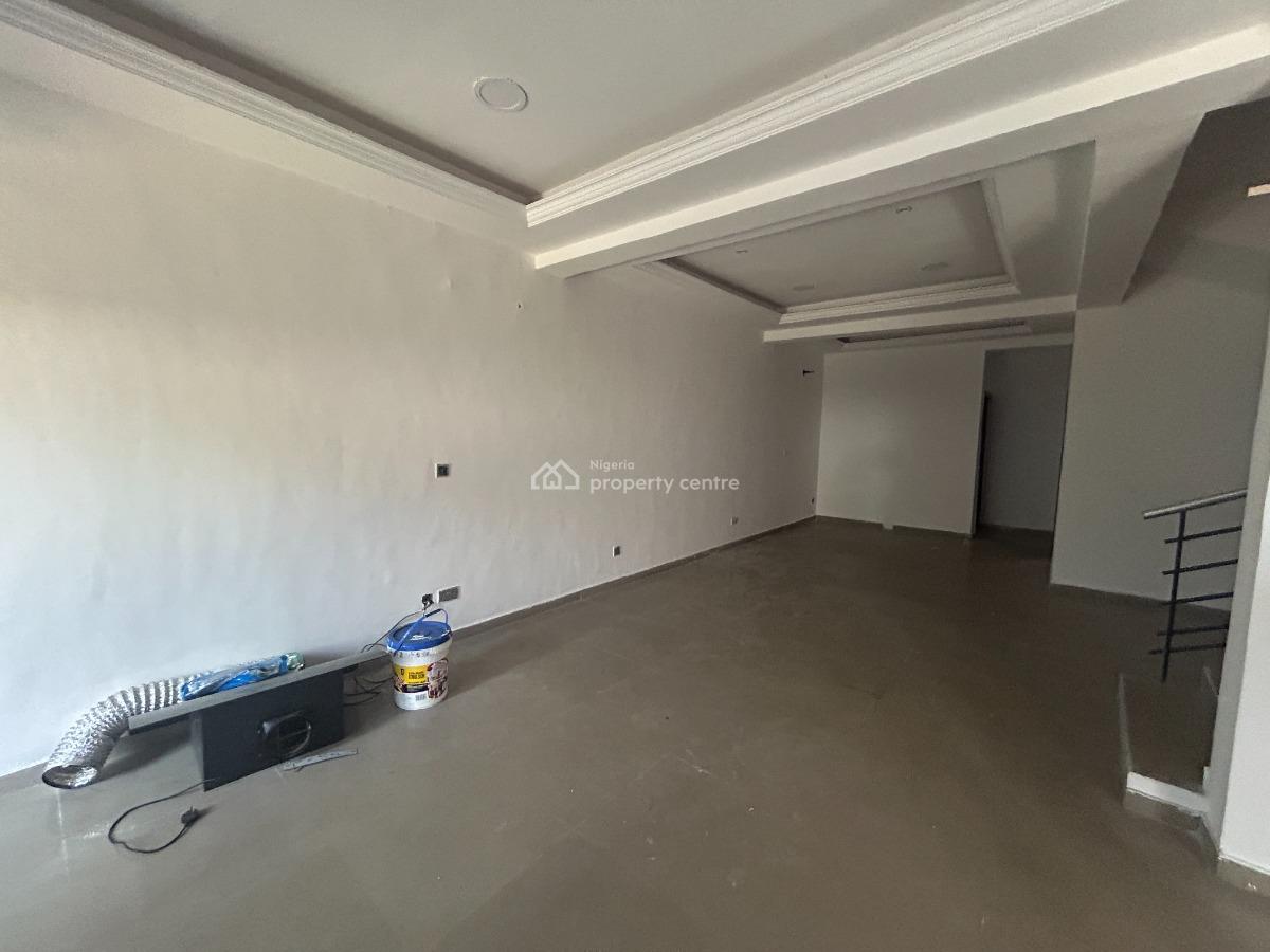 Luxury 4-bedroom Terraced Apartment with Bq., Lekki Phase 1, Lekki, Lagos, Terraced Duplex for Rent