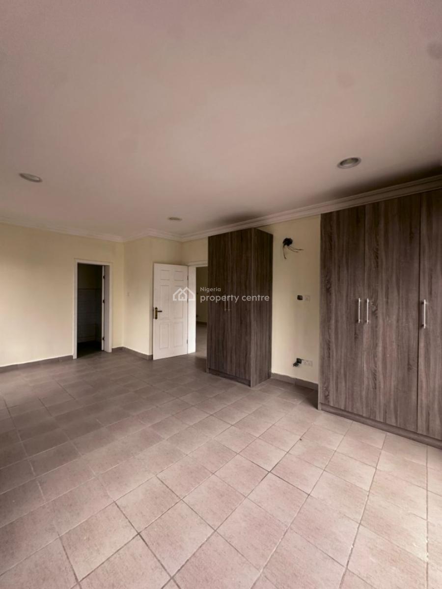 Newly Built Spacious 3bedroom Apartment with One Bedroom B.q, Off Eric Moore Road Surulere, Lagos, Surulere, Lagos, Flat / Apartment for Sale