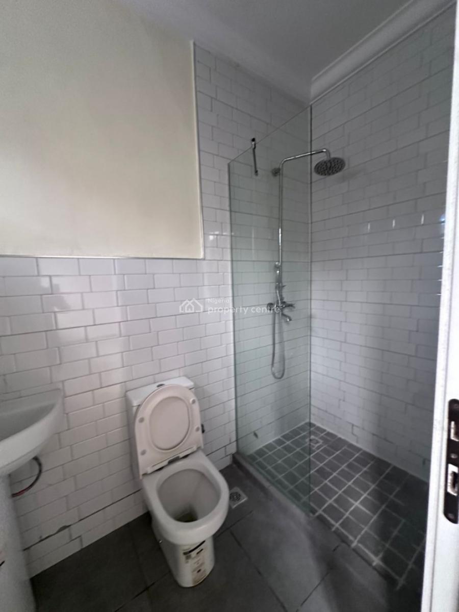 Newly Built Spacious 3bedroom Apartment with One Bedroom B.q, Off Eric Moore Road Surulere, Lagos, Surulere, Lagos, Flat / Apartment for Sale