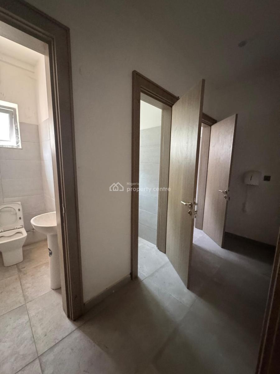 Furnished 4 Bedroom Terrace Duplex with Bq  Cctv Tarred Roads., Guzape District, Abuja, Terraced Duplex for Rent