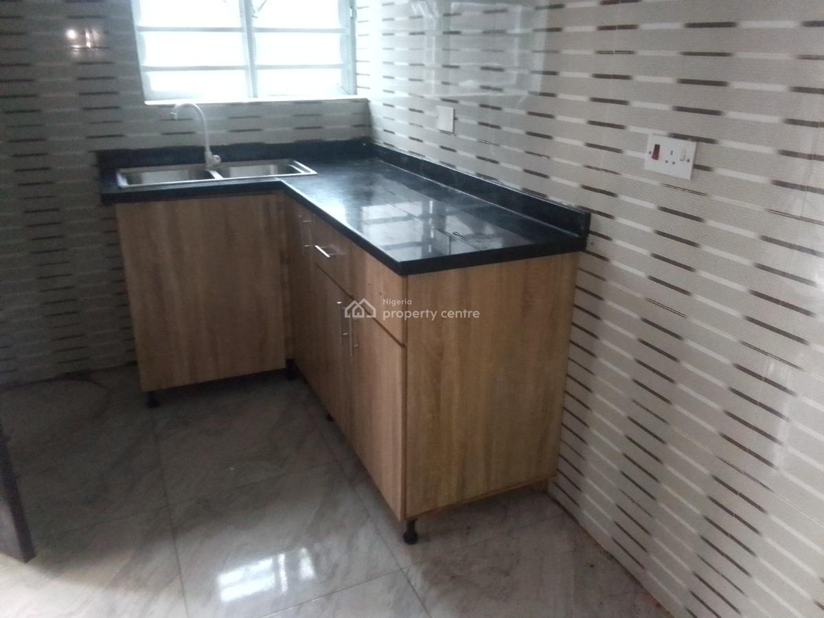 Spacious Luxury 2 Bedroom Flat with Excellent Features, Victory Estate Rd, Ogombo, Ajah, Lagos, Flat / Apartment for Rent