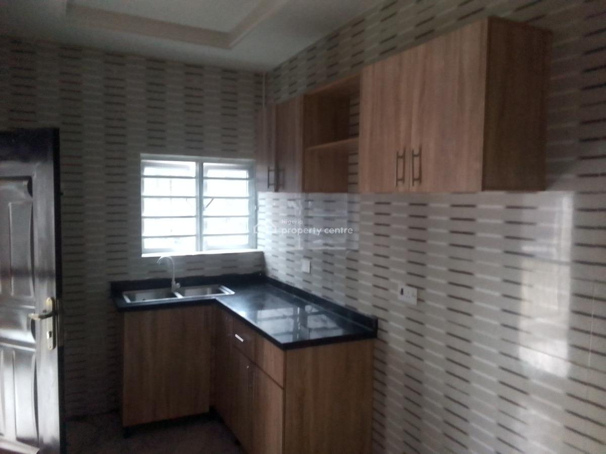 Spacious Luxury 2 Bedroom Flat with Excellent Features, Victory Estate Rd, Ogombo, Ajah, Lagos, Flat / Apartment for Rent