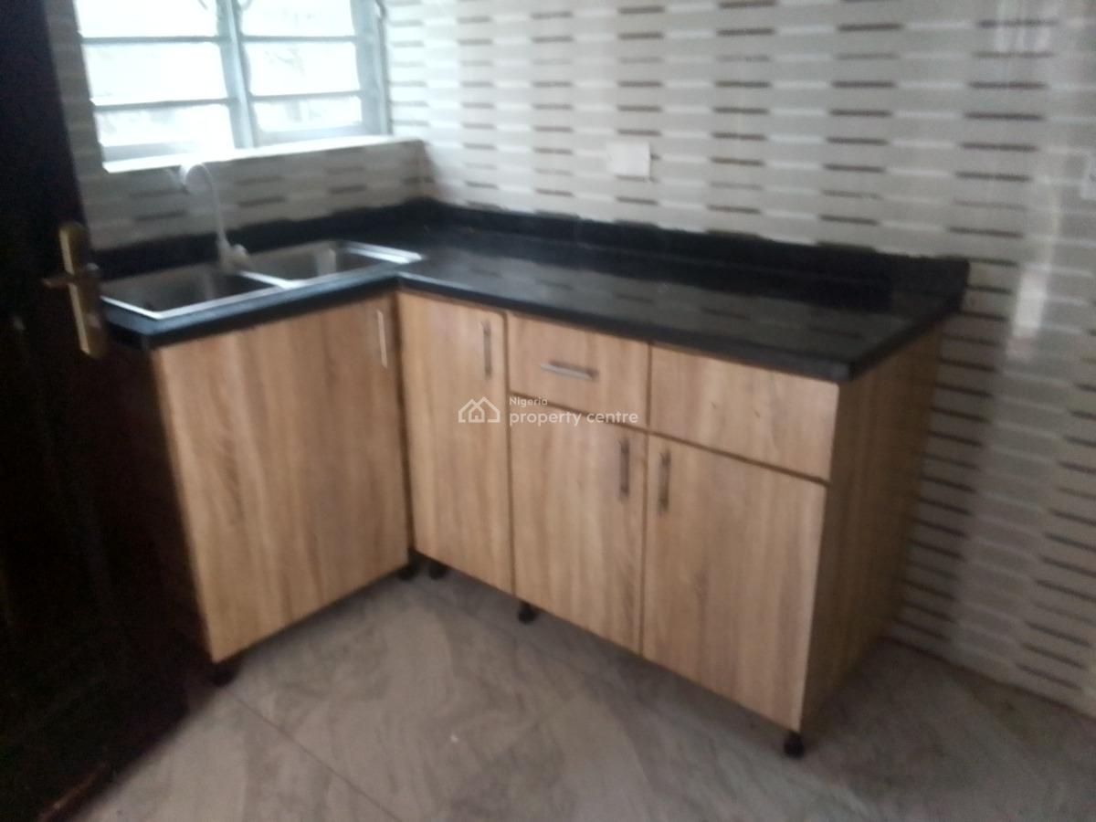 Spacious Luxury 2 Bedroom Flat with Excellent Features, Victory Estate Rd, Ogombo, Ajah, Lagos, Flat / Apartment for Rent