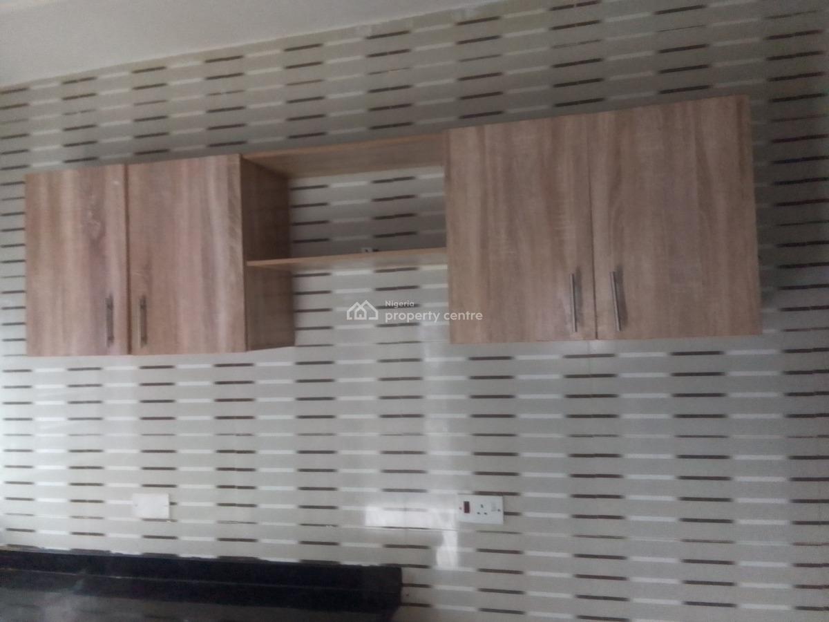 Spacious Luxury 2 Bedroom Flat with Excellent Features, Victory Estate Rd, Ogombo, Ajah, Lagos, Flat / Apartment for Rent