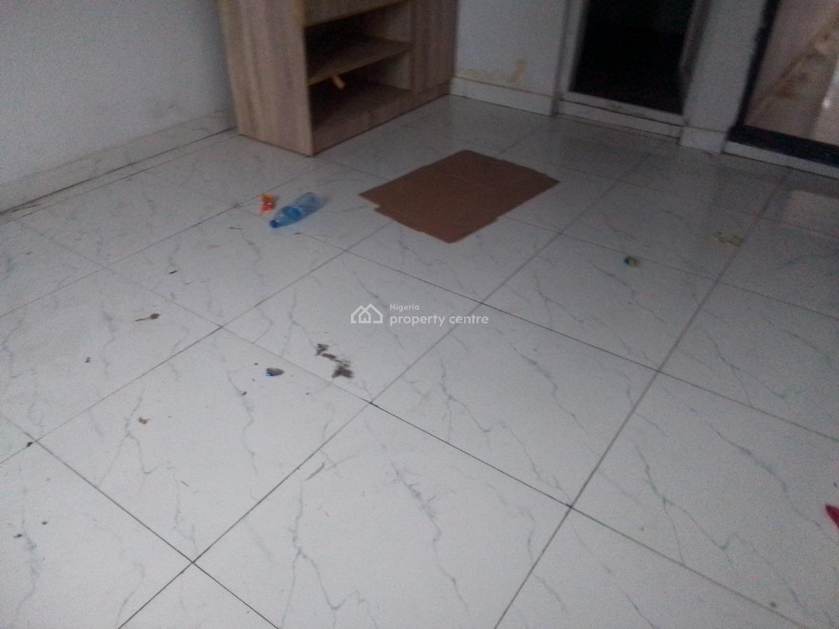 Spacious Luxury 2 Bedroom Flat with Excellent Features, Victory Estate Rd, Ogombo, Ajah, Lagos, Flat / Apartment for Rent