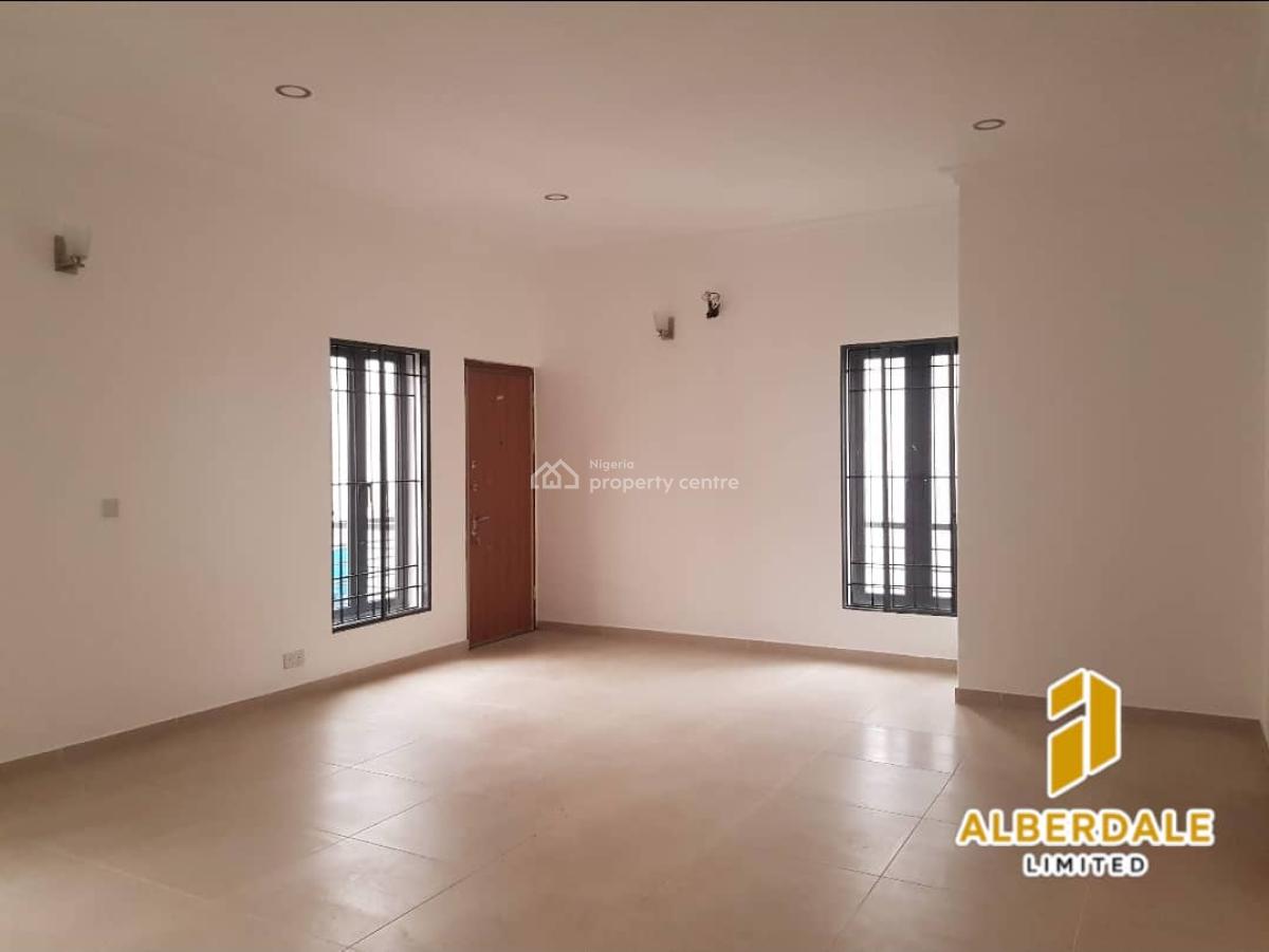 Nicely Built  Semi-detached 4-bedroom Duplex, Lekki Phase 1, Lekki, Lagos, Detached Duplex for Rent