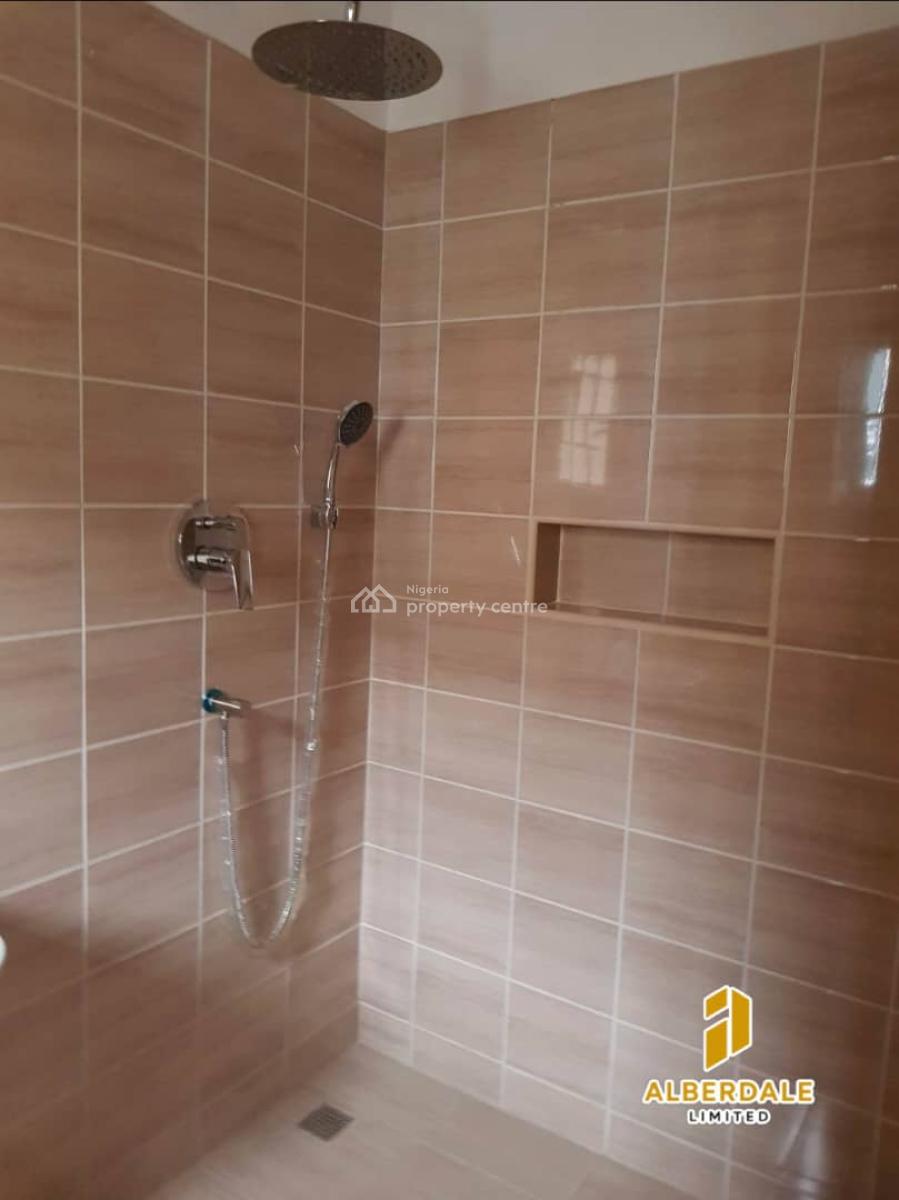 Nicely Built  Semi-detached 4-bedroom Duplex, Lekki Phase 1, Lekki, Lagos, Detached Duplex for Rent