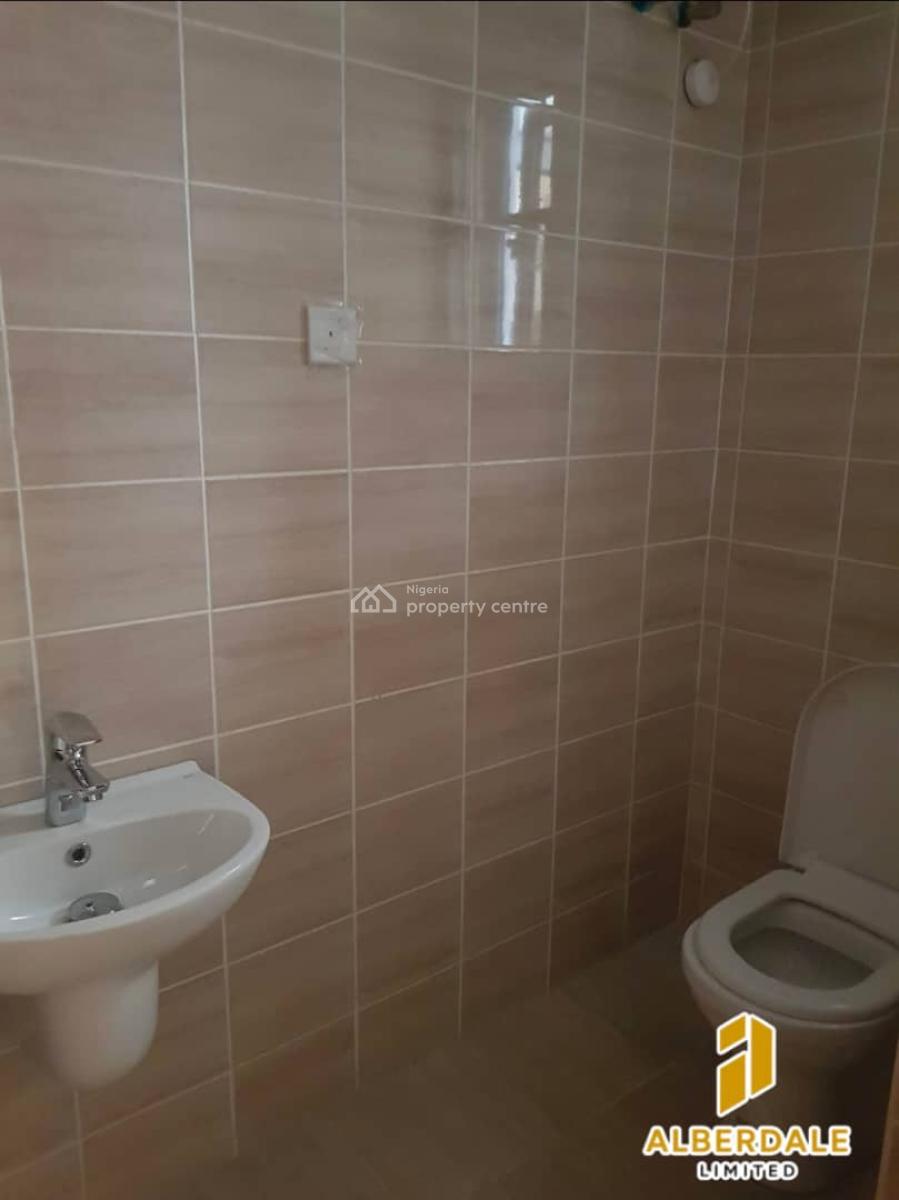 Nicely Built  Semi-detached 4-bedroom Duplex, Lekki Phase 1, Lekki, Lagos, Detached Duplex for Rent