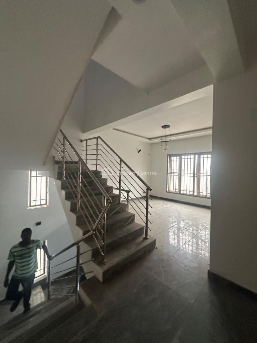 Excellent Spacious 5 Bedroom Terrace Duplex with Bq, Asokoro District, Abuja, Terraced Duplex for Rent