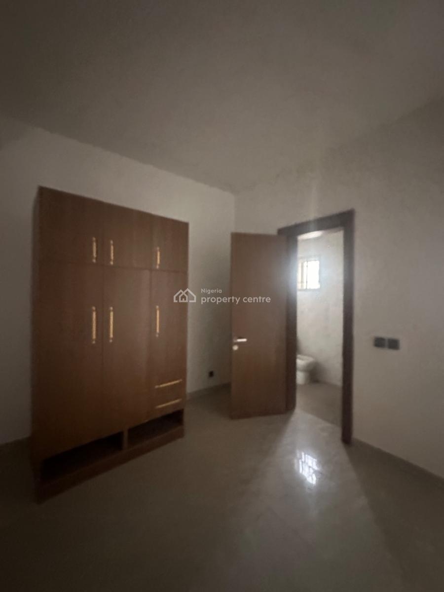 Excellent Spacious 5 Bedroom Terrace Duplex with Bq, Asokoro District, Abuja, Terraced Duplex for Rent