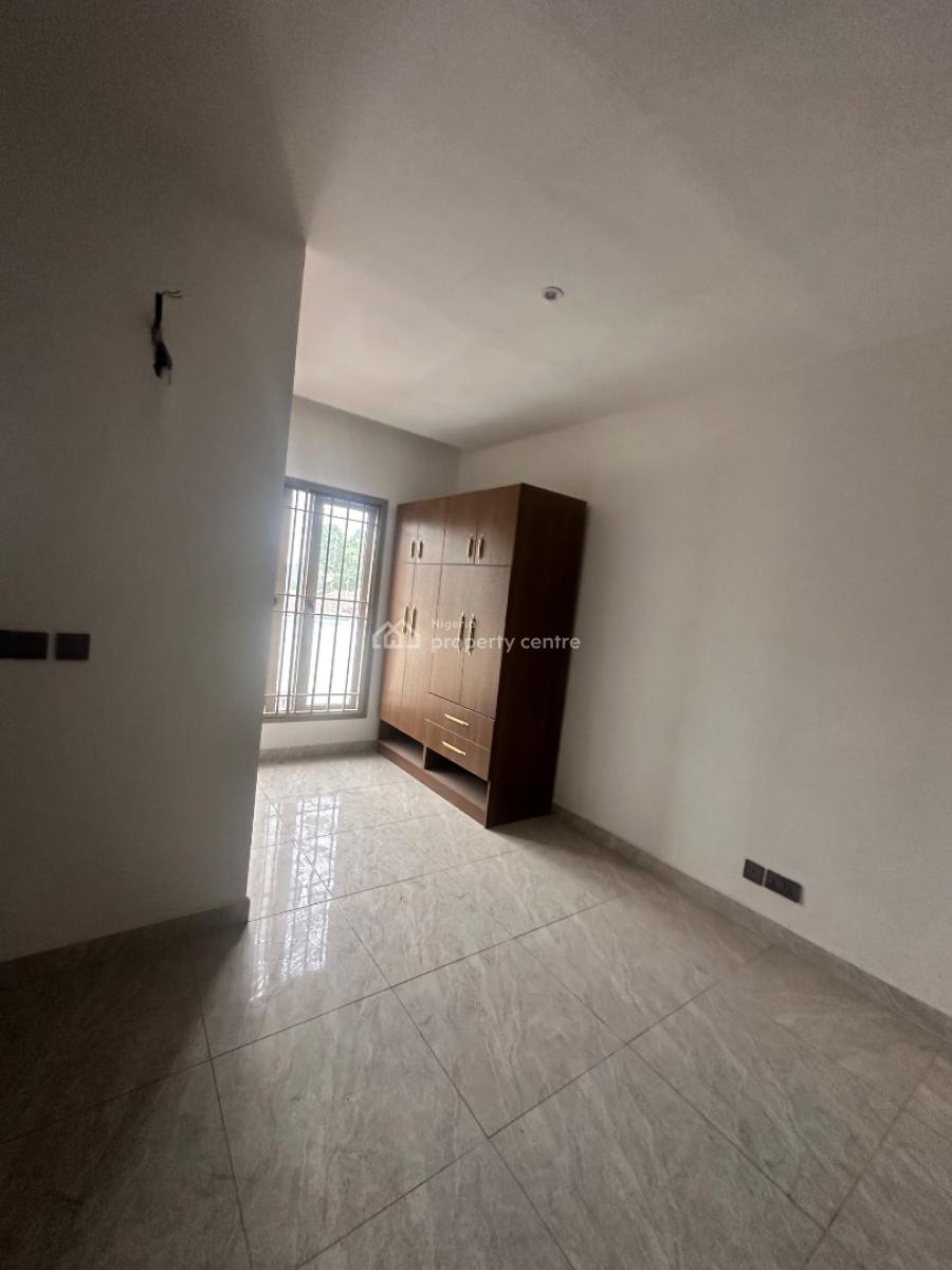 Excellent Spacious 5 Bedroom Terrace Duplex with Bq, Asokoro District, Abuja, Terraced Duplex for Rent
