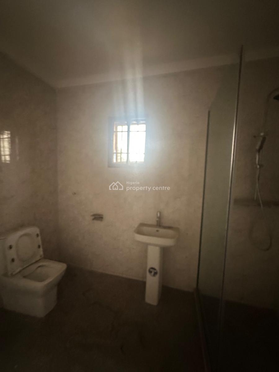 Excellent Spacious 5 Bedroom Terrace Duplex with Bq, Asokoro District, Abuja, Terraced Duplex for Rent