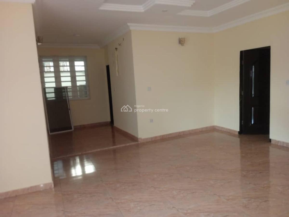 Luxury Pop 3 Bedroom En Suite Two in a Compound, Short Drive From Magodo Gra, Opic, Isheri North, Lagos, Flat / Apartment for Rent