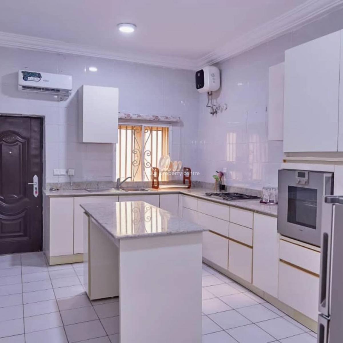 Furnished 4 Bedroom Terrace Duplex with Bq,, Guzape District, Abuja, Terraced Duplex for Rent