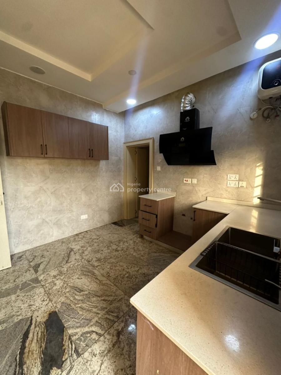 Wuse 2 By Ademola Adetokunbo. a 3 Bedroom Flat with a Bq on First Floo, Off Ademola Adetokinbo, Wuse 2, Abuja, Flat / Apartment for Rent