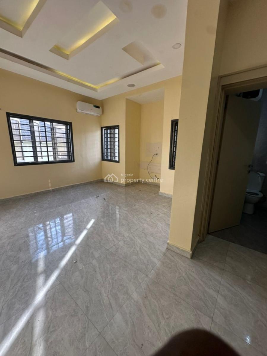 Wuse 2 By Ademola Adetokunbo. a 3 Bedroom Flat with a Bq on First Floo, Off Ademola Adetokinbo, Wuse 2, Abuja, Flat / Apartment for Rent