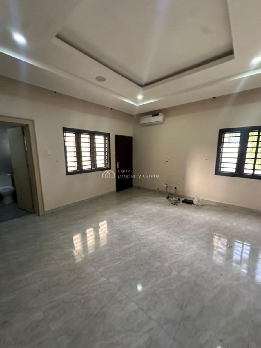 Wuse 2 By Ademola Adetokunbo. a 3 Bedroom Flat with a Bq on First Floo, Off Ademola Adetokinbo, Wuse 2, Abuja, Flat / Apartment for Rent