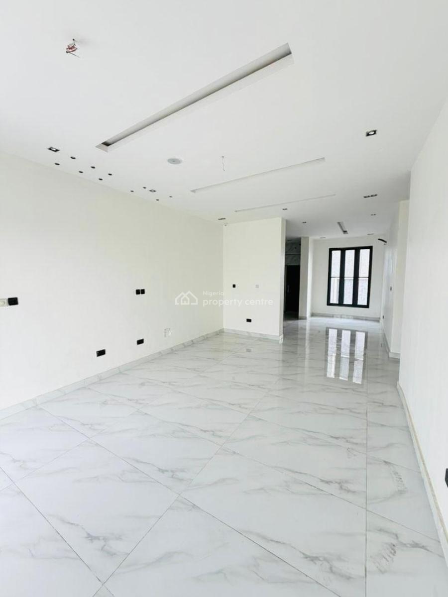 2bedroom Apartment, Ologolo, Ologolo, Lekki, Lagos, Flat / Apartment for Rent
