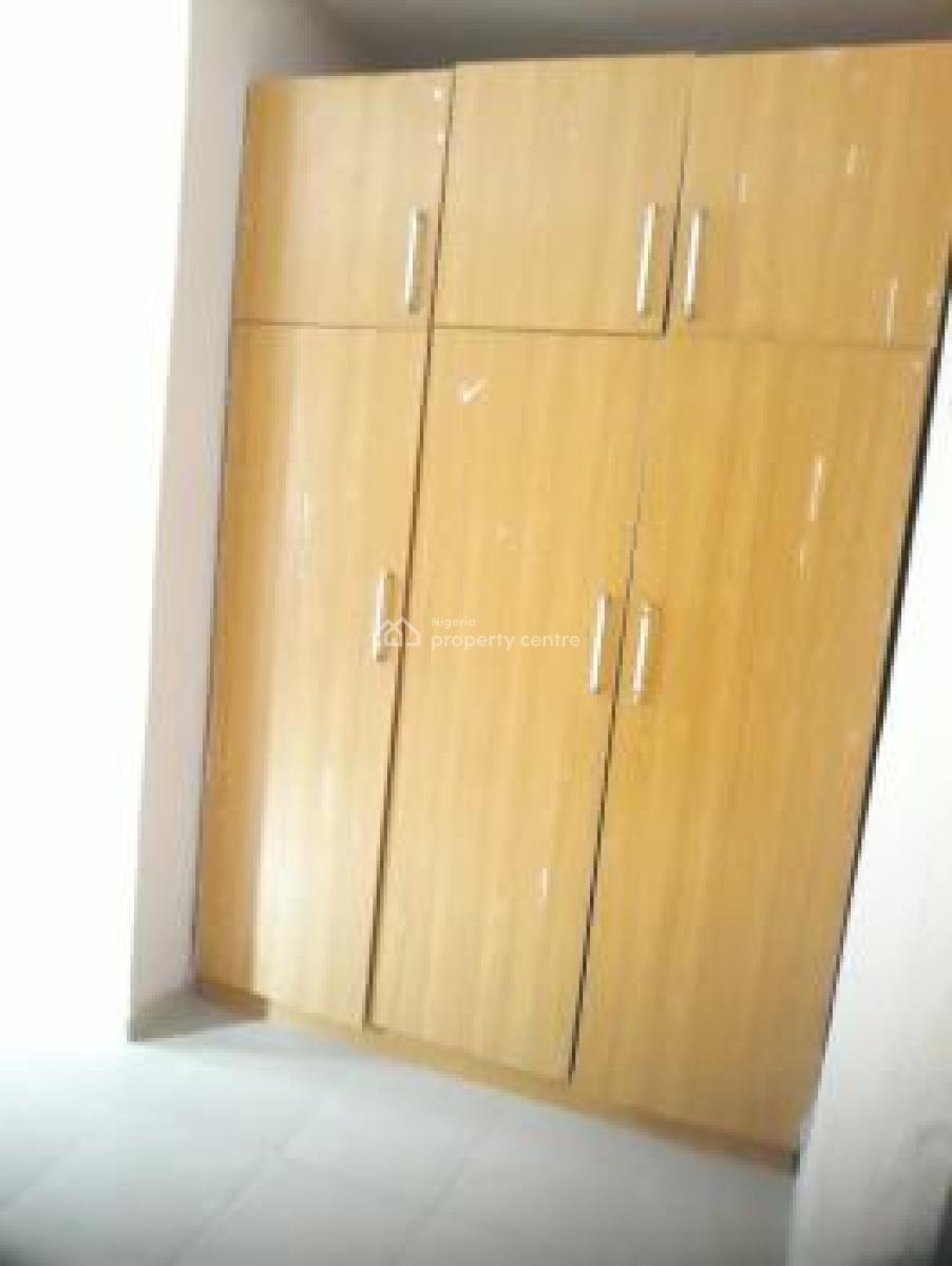 Luxury Master Bedroom in a Shared Apartment, Augustus Olufemi Alakiya Close, The Atlantis Ii, Ologolo, Lekki, Lagos, Self Contain (single Rooms) for Rent