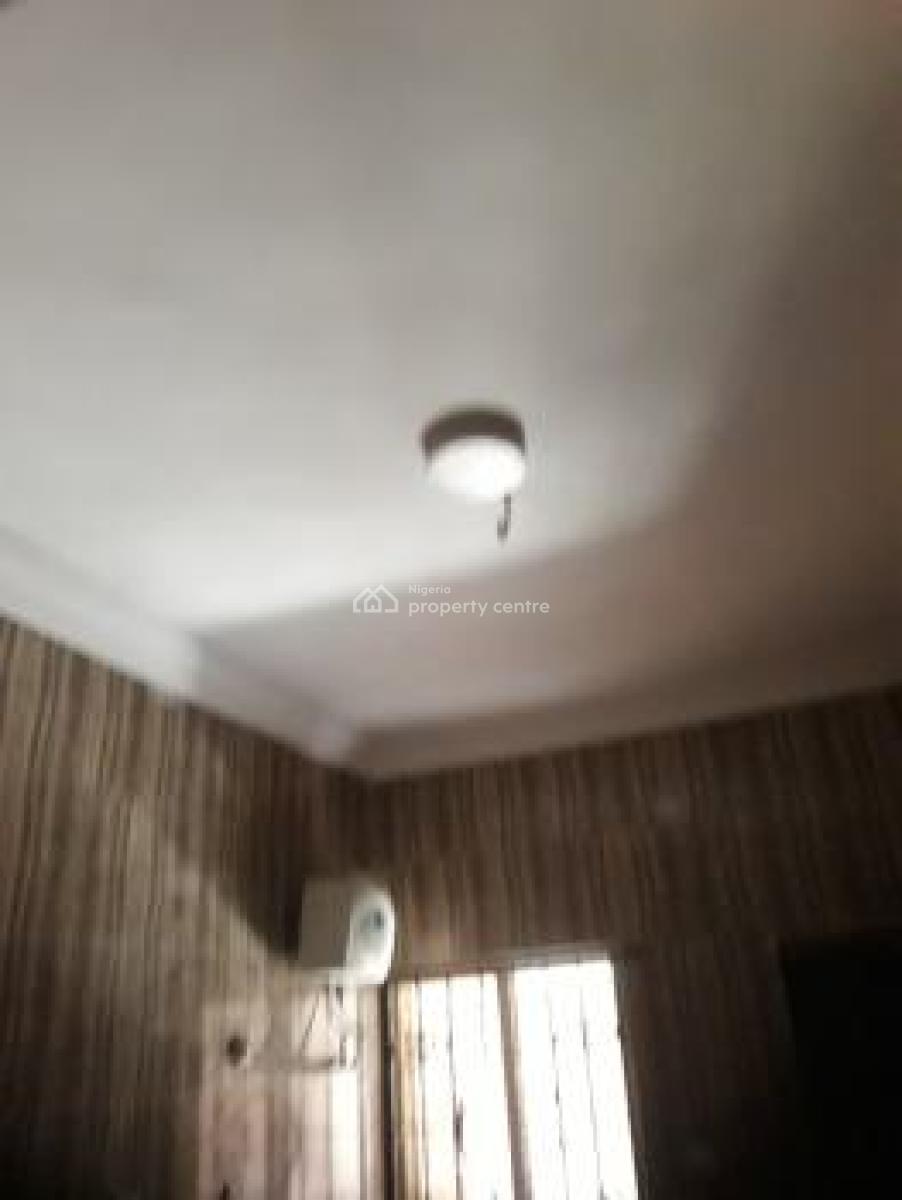 Luxury Master Bedroom in a Shared Apartment, Augustus Olufemi Alakiya Close, The Atlantis Ii, Ologolo, Lekki, Lagos, Self Contain (single Rooms) for Rent