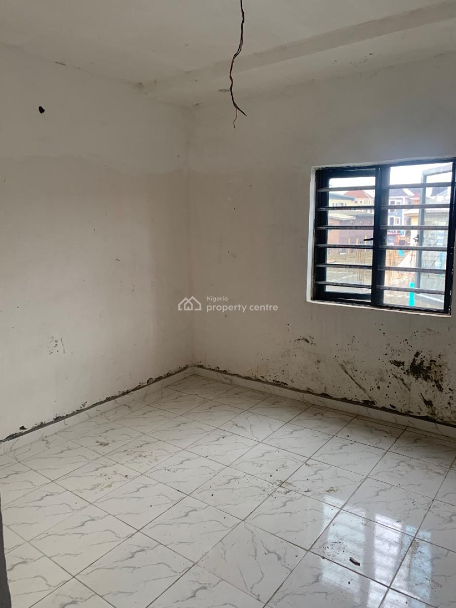 an Executive Tastefully Standard and Very Decent Newly Mini Flat Upst, Pedro, Gbagada, Lagos, Mini Flat (room and Parlour) for Rent
