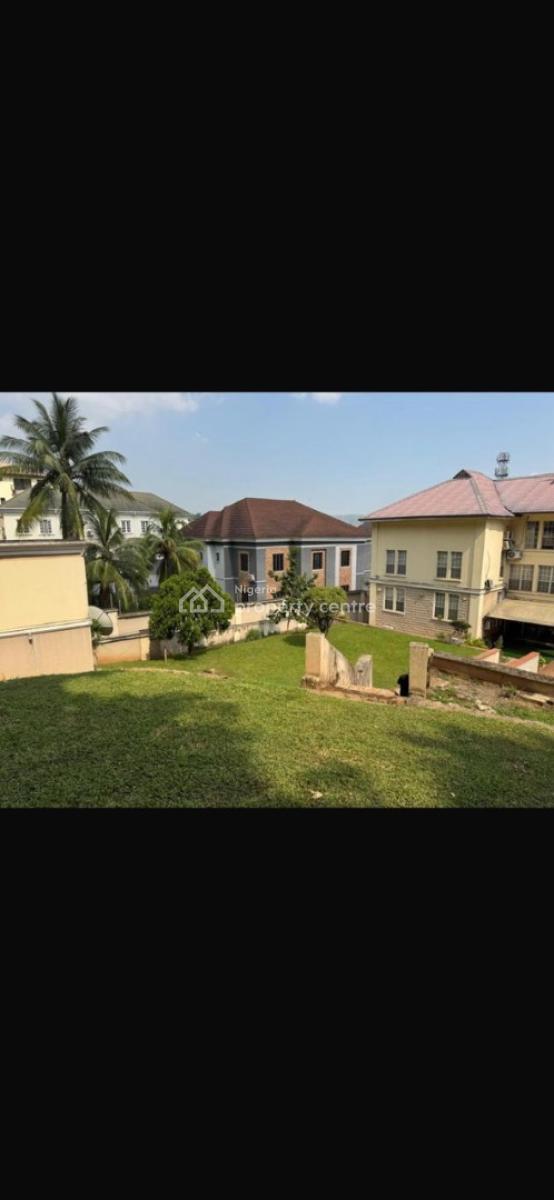 a 3 Bedroom Flat in a Good and Secured Location Is Available, Maitama District, Abuja, Flat / Apartment for Rent