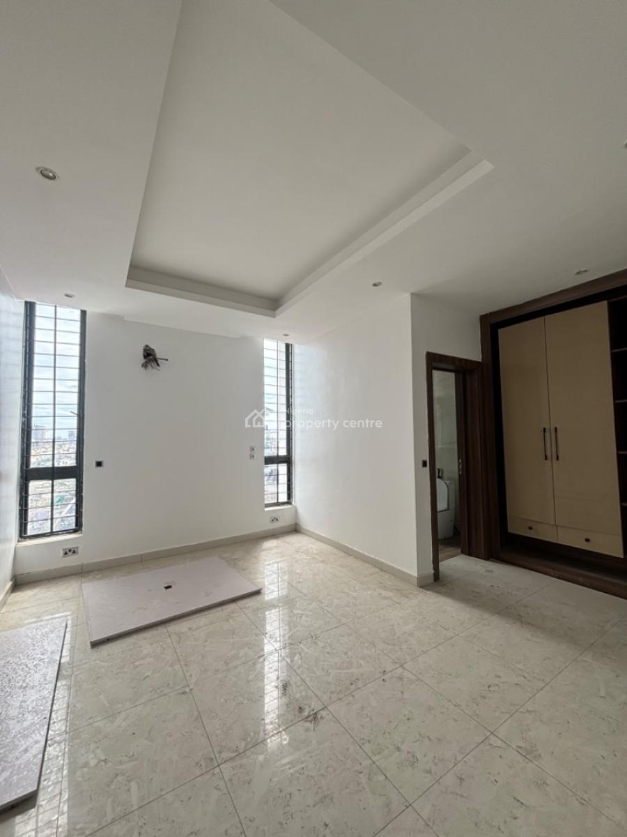 Spacious 4 Bedroom Terrace Duplex, Lekki Right Side, Lekki Phase 1, Lekki, Lagos, Terraced Duplex for Sale