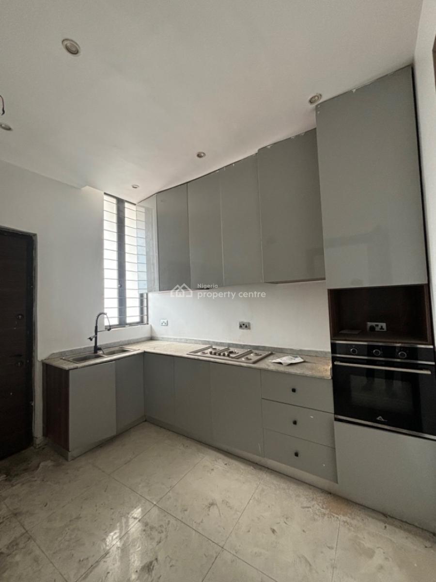 Spacious 4 Bedroom Terrace Duplex, Lekki Right Side, Lekki Phase 1, Lekki, Lagos, Terraced Duplex for Sale