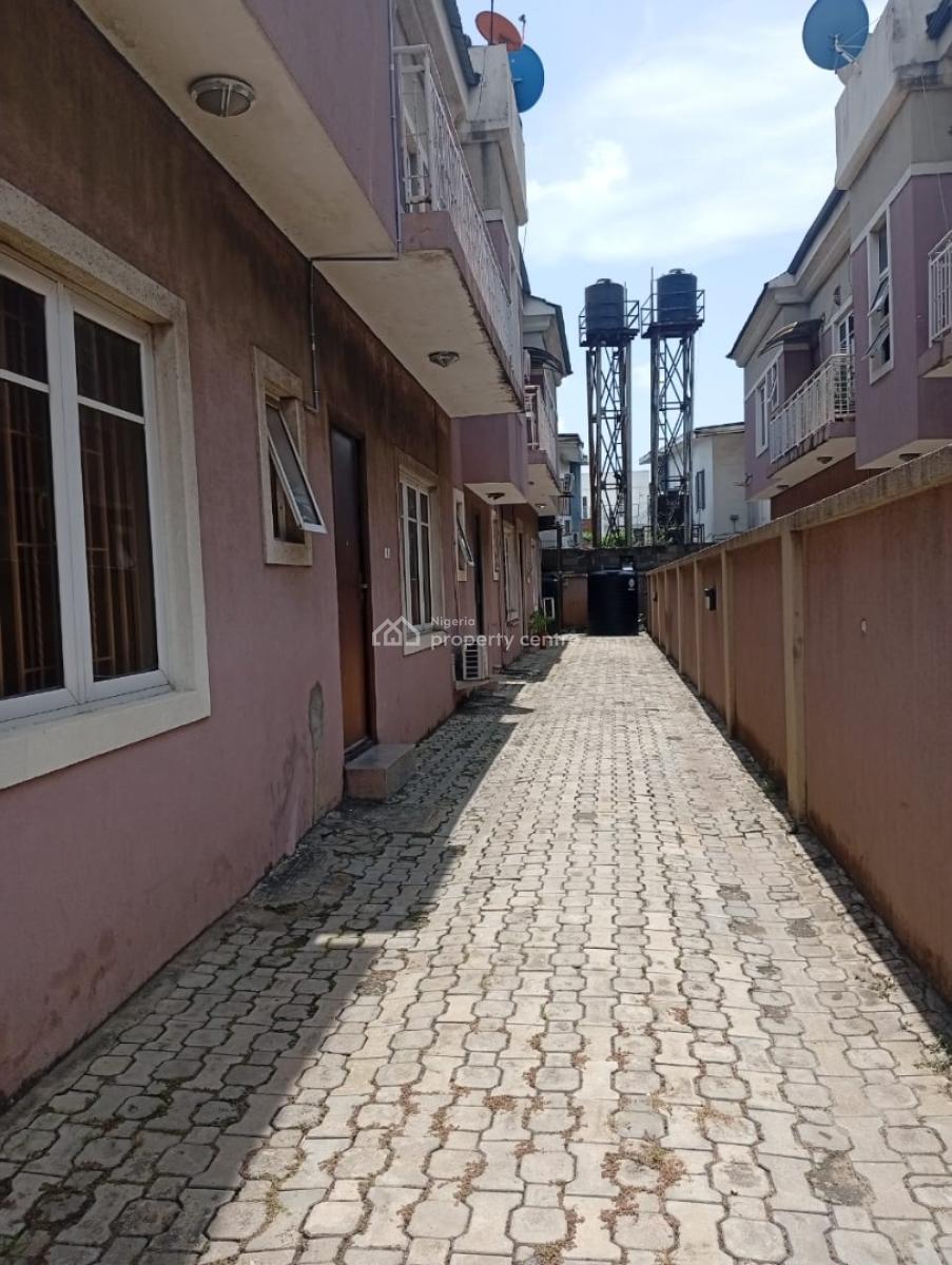 Tastefully Finished  Self Service 2 Bedroom Flat, Off Rahmon Adeboyejo, Lekki Phase 1, Lekki, Lagos, Flat / Apartment for Rent