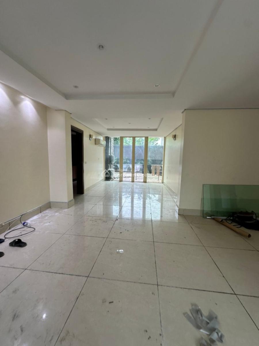 Well Finished Serviced 4 Bedroom Flat with a Room Bq, Old Ikoyi, Ikoyi, Lagos, Flat / Apartment for Rent