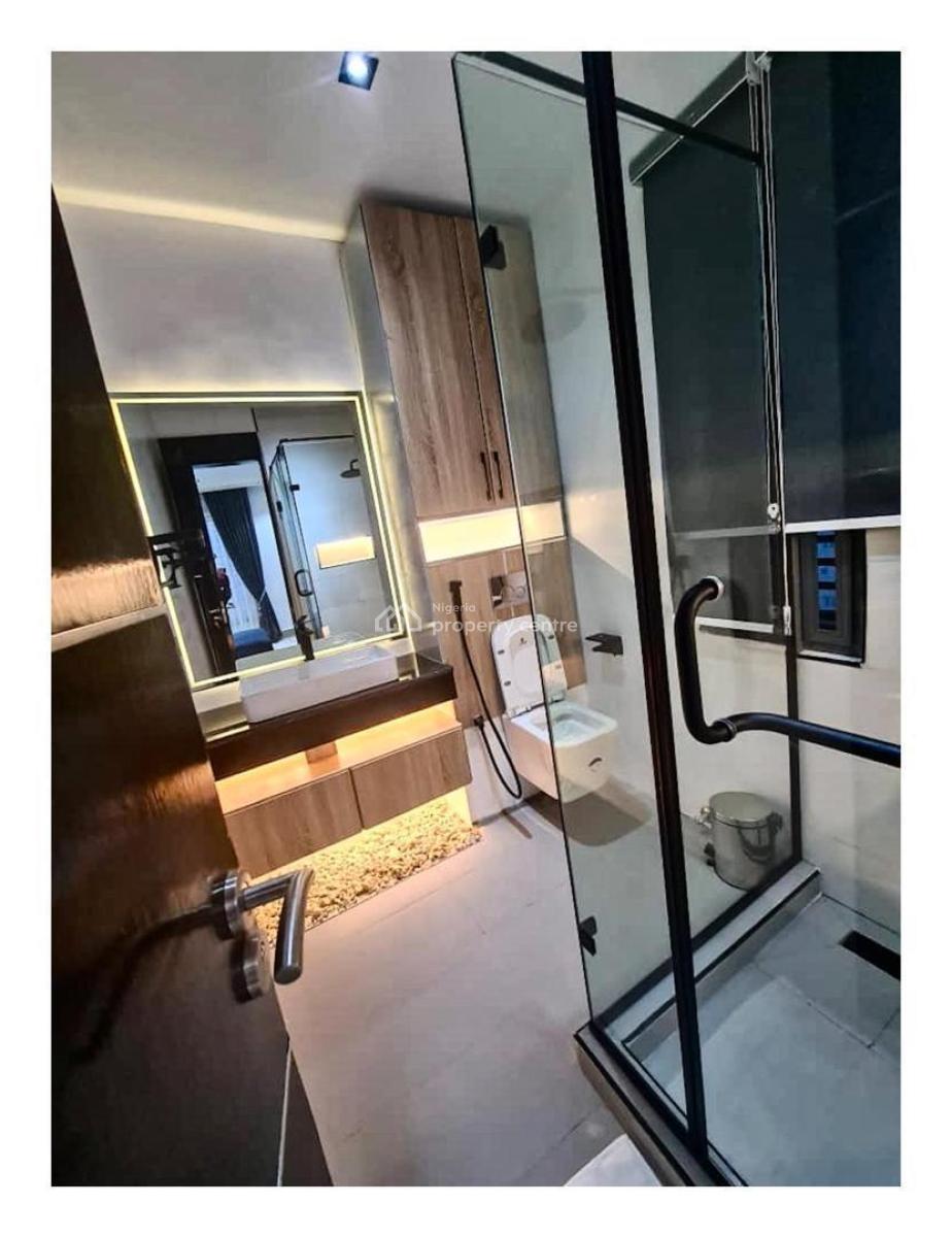 Luxury 2-bedroom Flat with Excellent Facility, Lekki Phase 1, Lekki, Lagos, Flat / Apartment for Rent