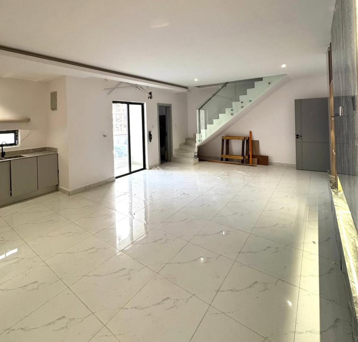 2 Bedroom Maisonette, Lekki Phase 1, Lekki, Lagos, Flat / Apartment for Rent