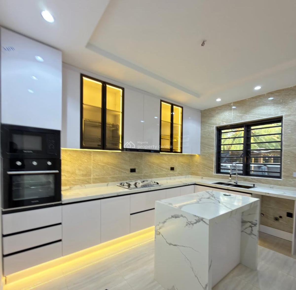 3 Bedrooms Terraced Duplex, Lekki Phase 1, Lekki, Lagos, Terraced Duplex for Rent