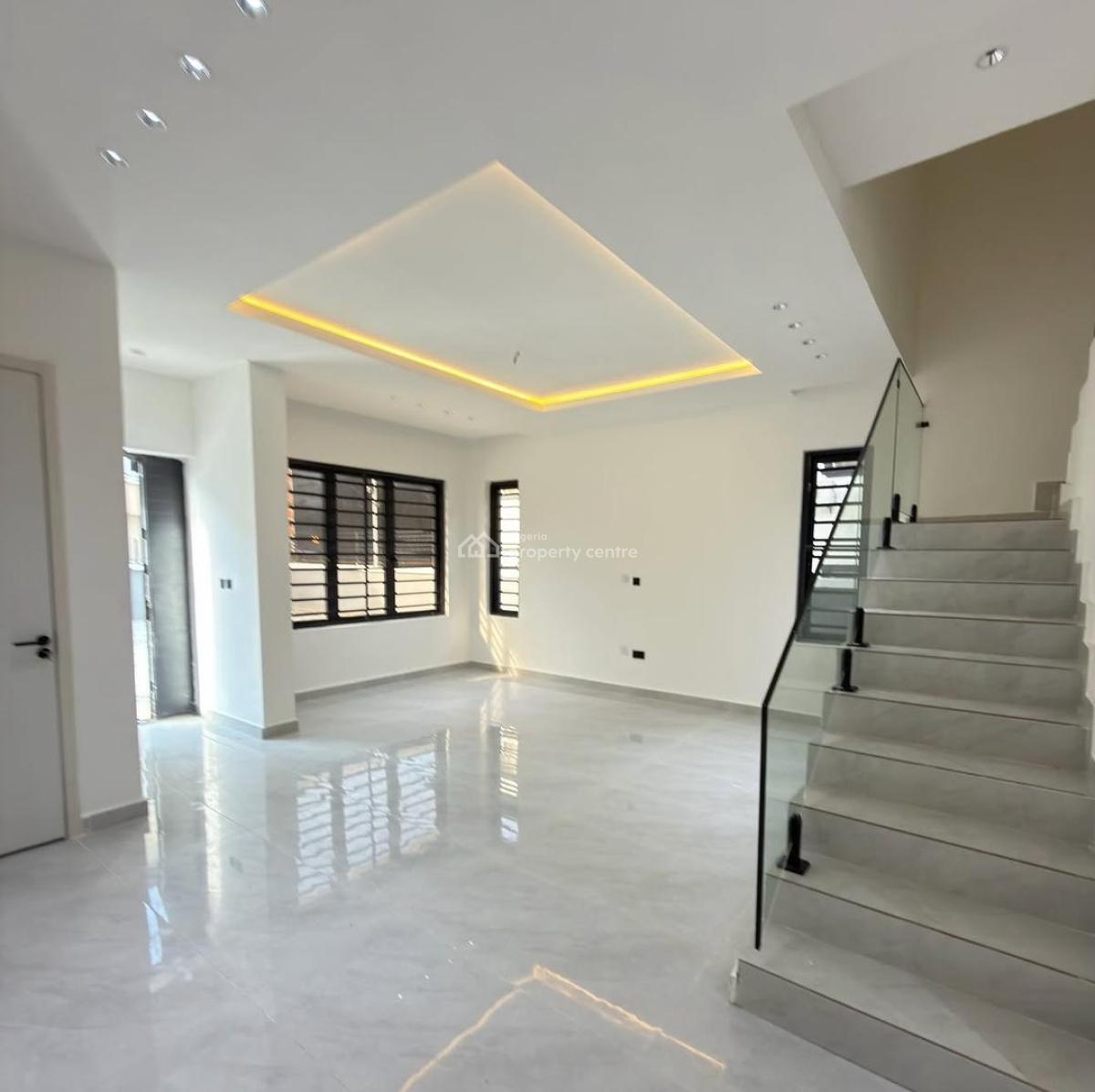3 Bedrooms Terraced Duplex, Lekki Phase 1, Lekki, Lagos, Terraced Duplex for Rent