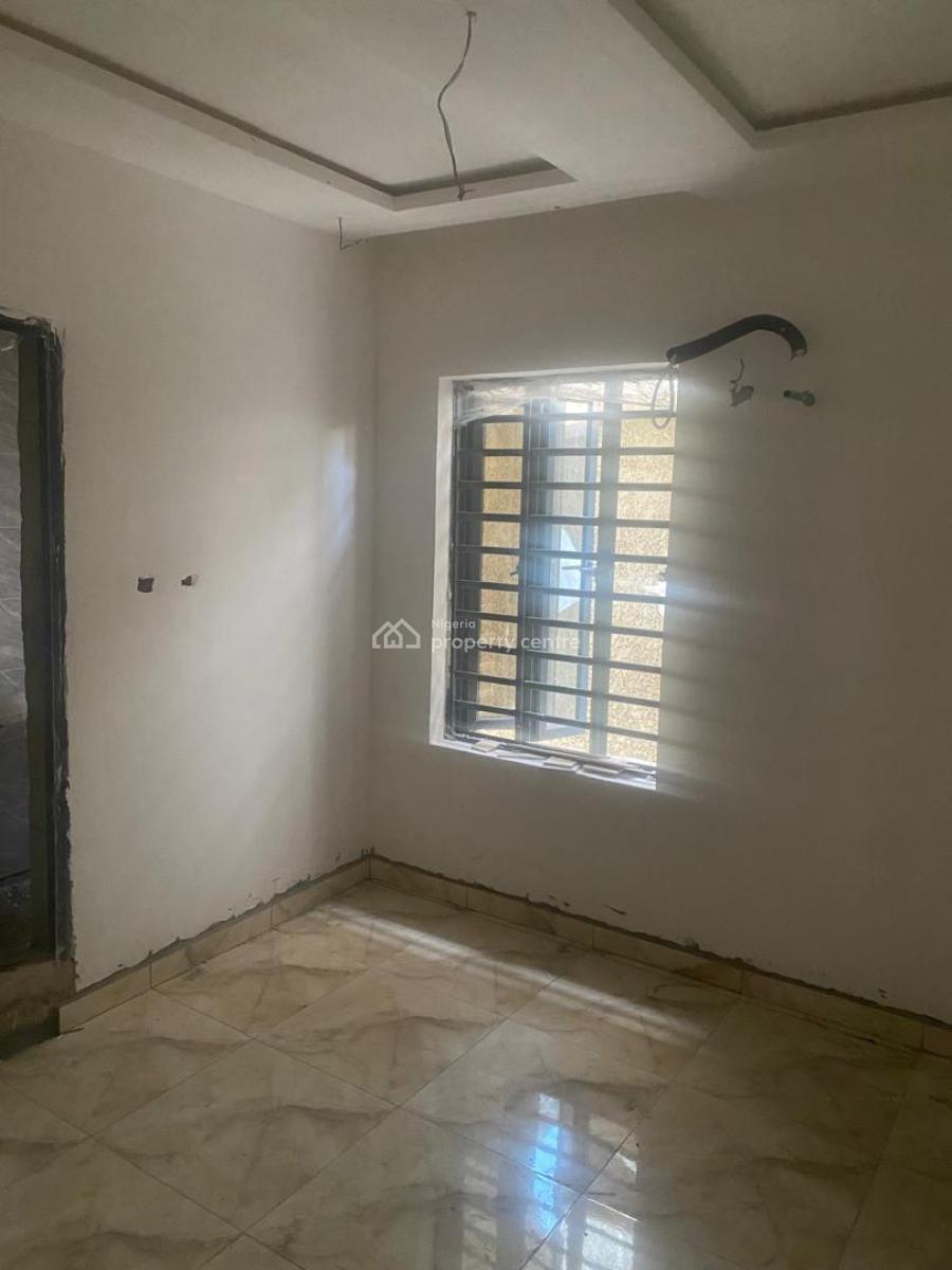 Brand New 2 Bedroom Flat Long Lease, Akoka, Yaba, Lagos, Flat / Apartment for Sale