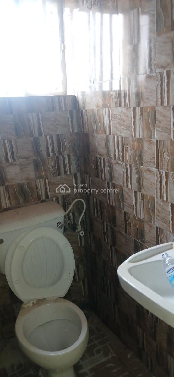 Very Clean 2bedroom Flat, Martins Estate Alagbole Ojodu Berger Lagos, Ojodu, Lagos, Flat / Apartment for Rent
