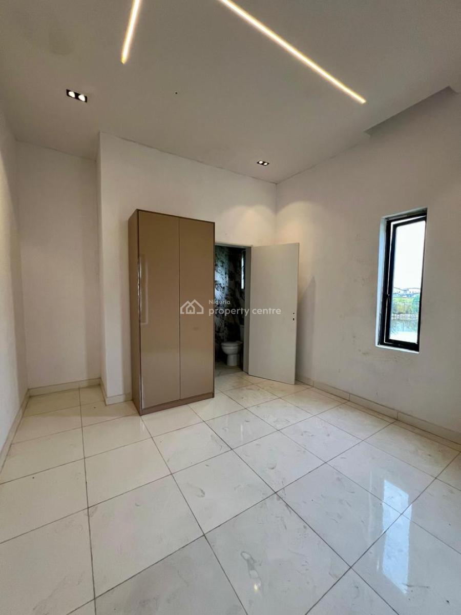 Exquisite 5 Bedroom Duplex with Pool & Bq, Located in a Prime Residential Neighborhood., Lekki, Lagos, Detached Duplex for Sale