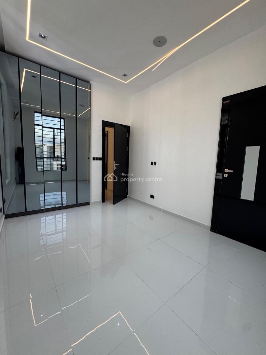 5 Bedroom Detached Home with a Pool, Chevron, Lekki, Lagos, Detached Duplex for Sale