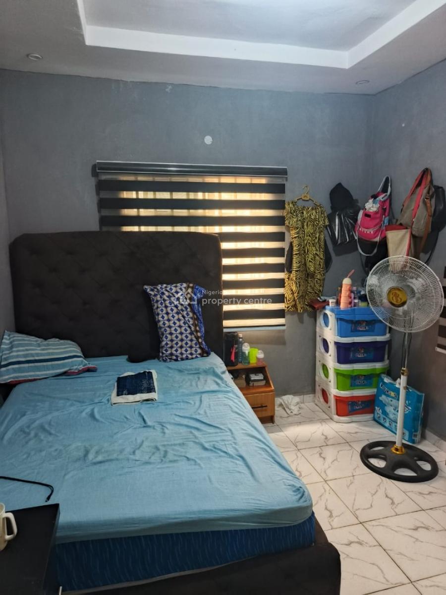 Tastefully Built 3 Bedroom Bungalow and 2 Shops with Deed of Assignmen, Gberigbe Ikorodu Lagos, Ikorodu, Lagos, Detached Bungalow for Sale
