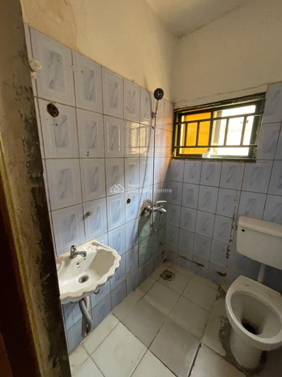 Spacious Selfcon, By Gig Logistics, Wuye, Abuja, Self Contain (single Rooms) for Rent
