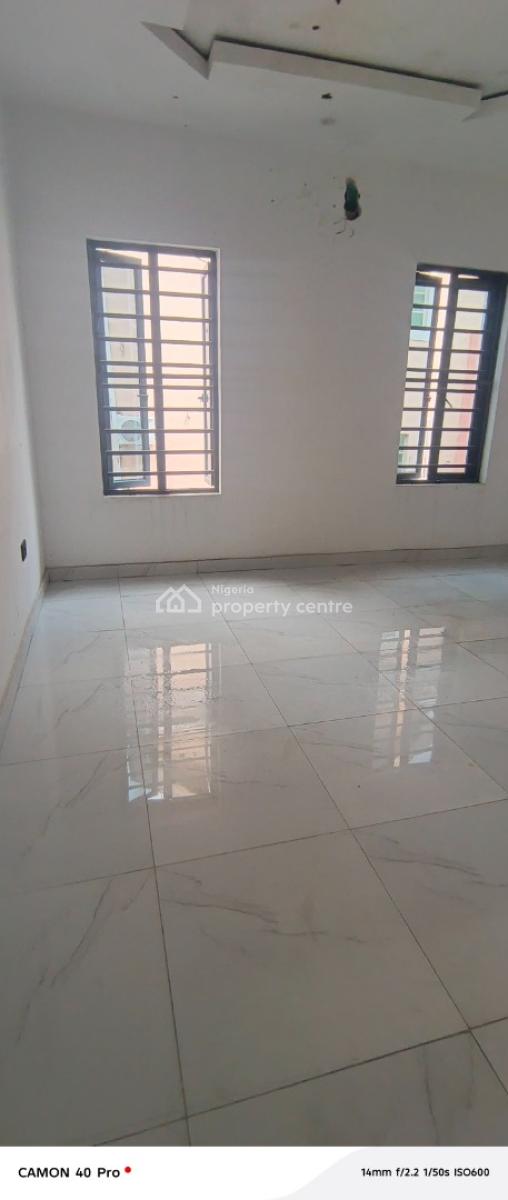 Clean 2 Bedroom Flat in Osapa, Osapa London, Lekki Phase 1, Lekki, Lagos, Flat / Apartment for Rent