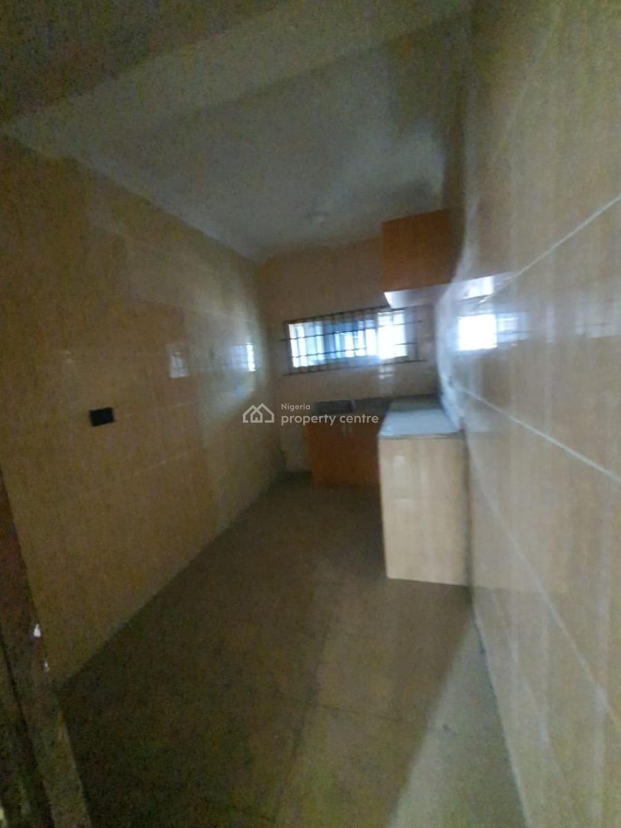4 Units of Standard Clean 2 Bedroom Flat, Off Palm Spring Road, Ikate Lekki, Ikate, Lekki, Lagos, Flat / Apartment for Rent