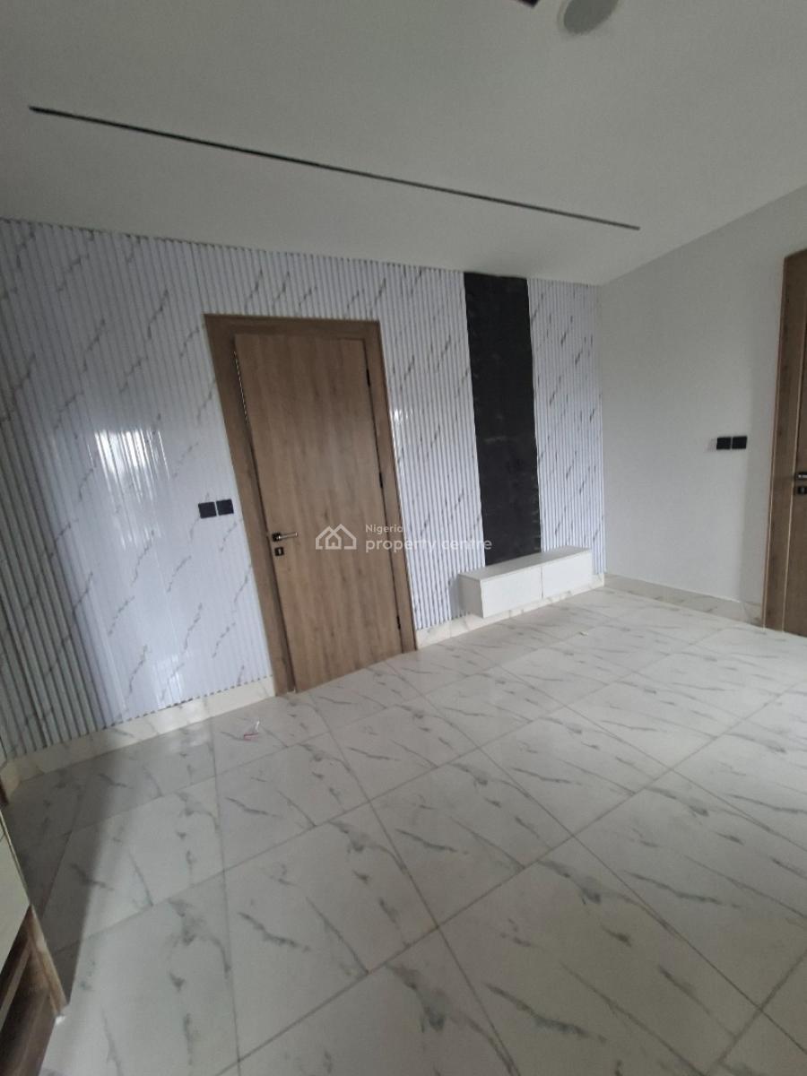 Luxury Fully Service 2bedroom with Swimming  Pooil, Lekki Phase 1, Lekki Phase 1, Lekki, Lagos, Block of Flats for Sale