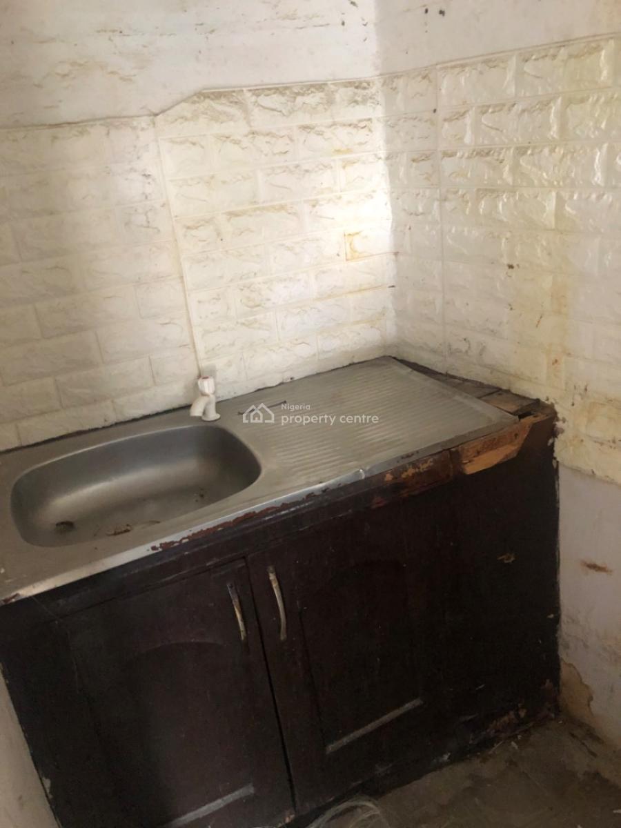 Self Contain, Adeniyi Jones, Ikeja, Lagos, Self Contain (single Rooms) for Rent