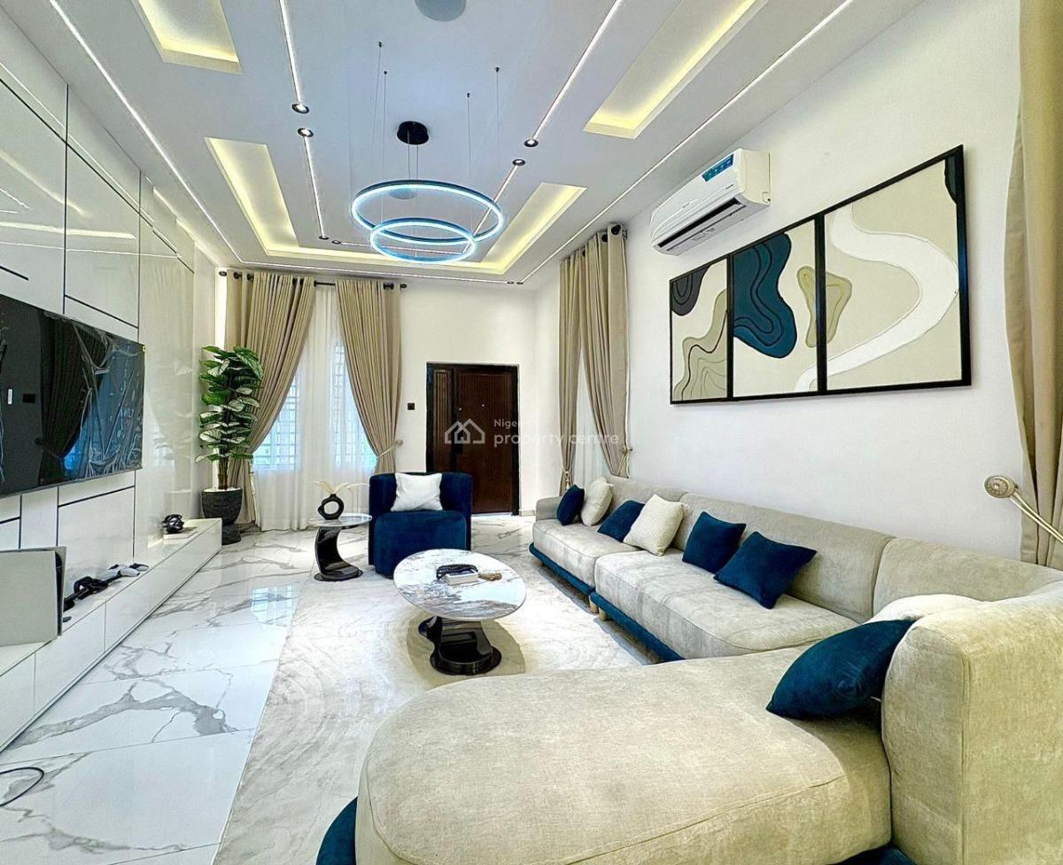 Self Compound Three Bedroom Apartment, Lekki Phase 1, Lekki, Lagos, House Short Let