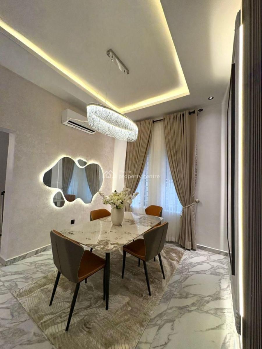Self Compound Three Bedroom Apartment, Lekki Phase 1, Lekki, Lagos, House Short Let