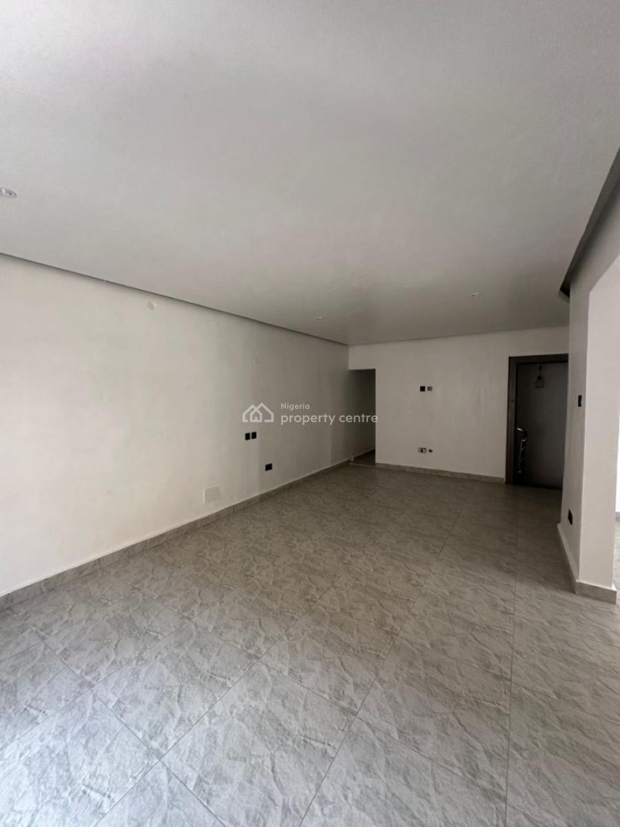 Clean & Spacious Newly Renovated 3-bedroom Terrace with Swimming Pool, Ikoyi, Lagos, Terraced Duplex for Rent