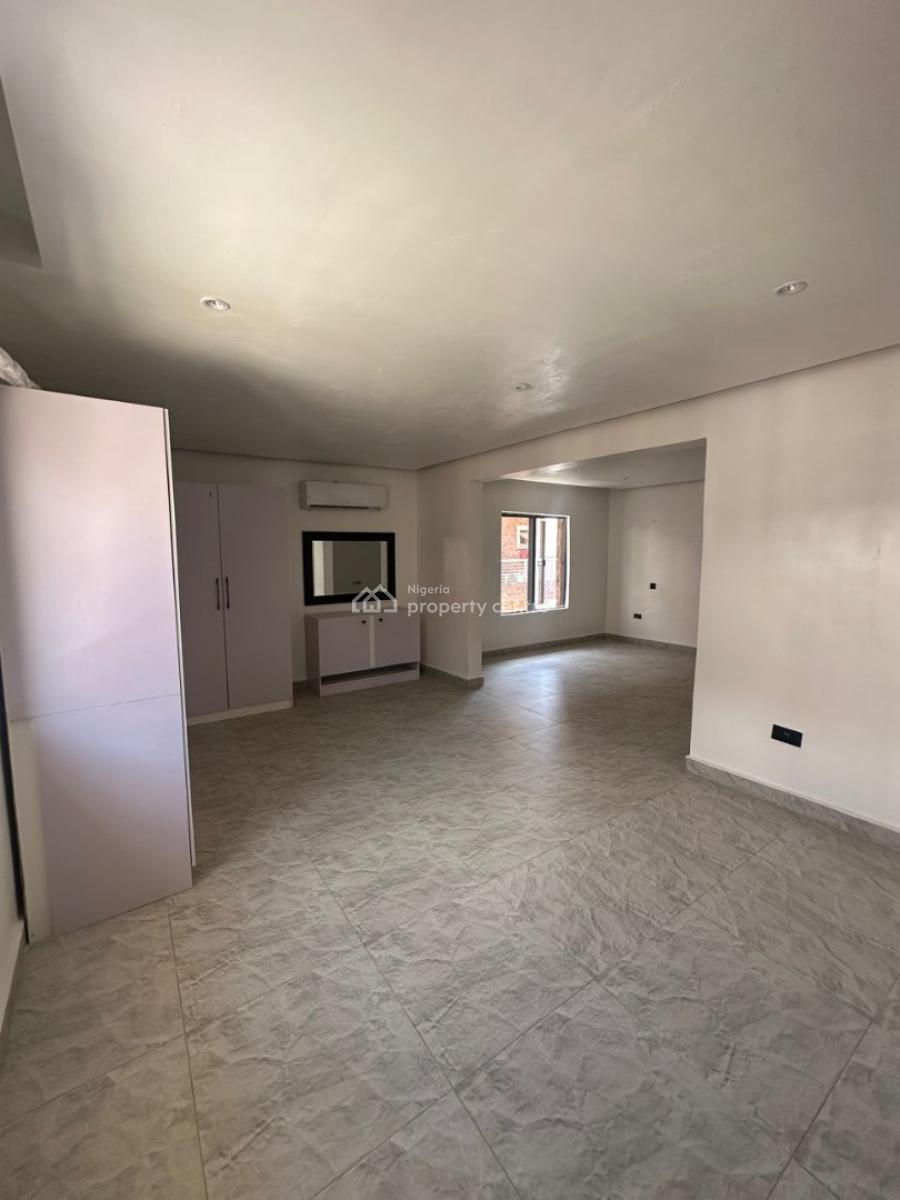 Clean & Spacious Newly Renovated 3-bedroom Terrace with Swimming Pool, Ikoyi, Lagos, Terraced Duplex for Rent