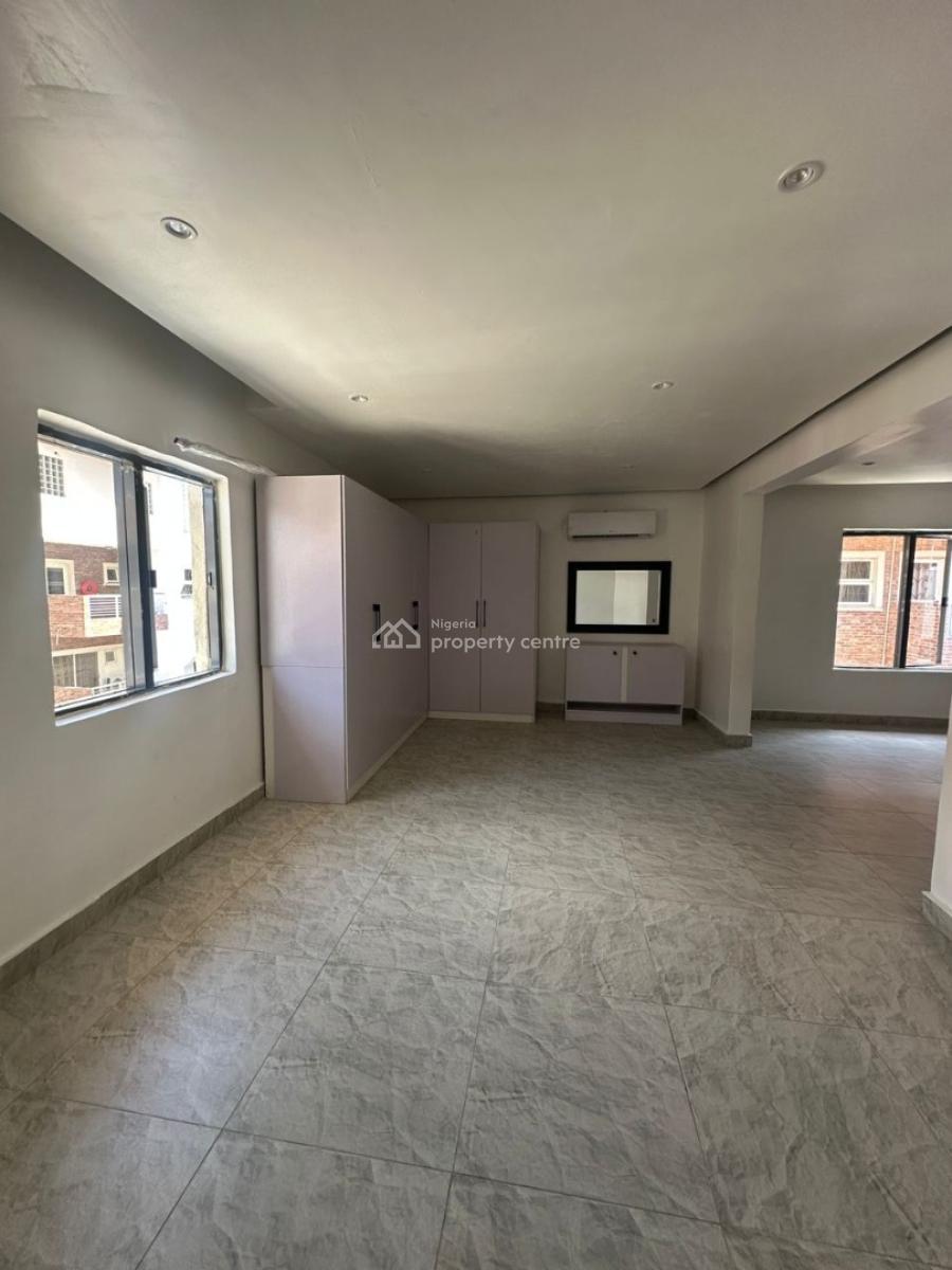 Clean & Spacious Newly Renovated 3-bedroom Terrace with Swimming Pool, Ikoyi, Lagos, Terraced Duplex for Rent