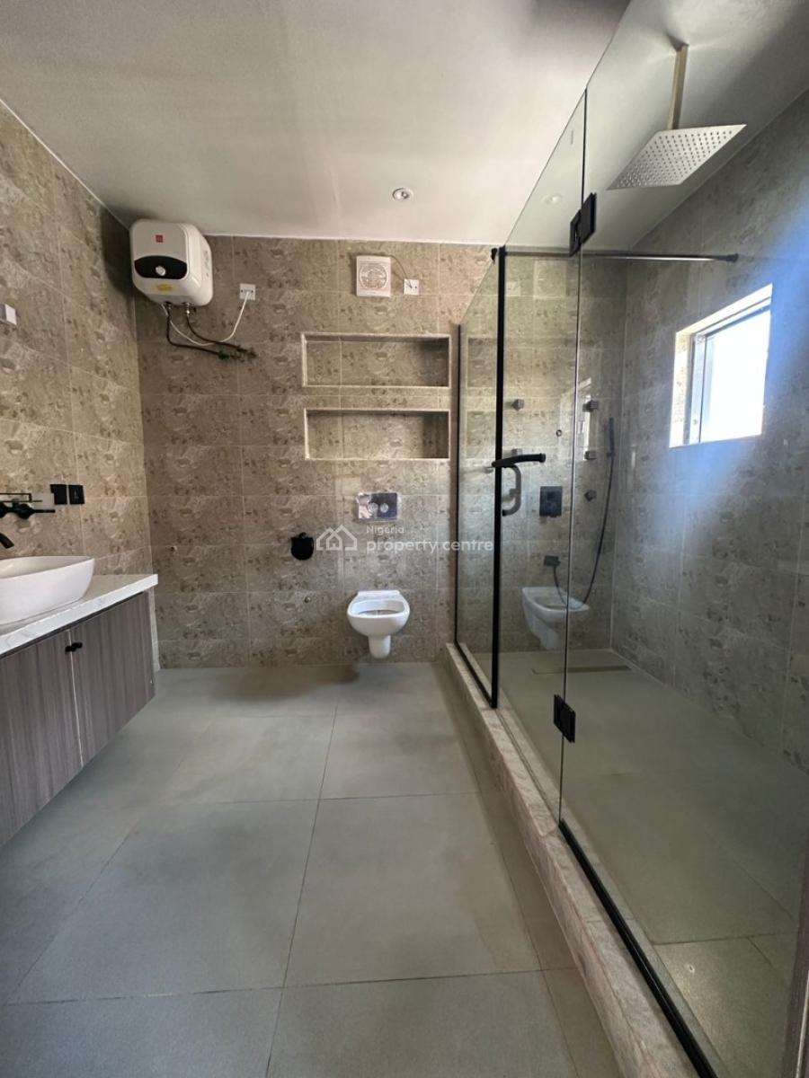 Clean & Spacious Newly Renovated 3-bedroom Terrace with Swimming Pool, Ikoyi, Lagos, Terraced Duplex for Rent